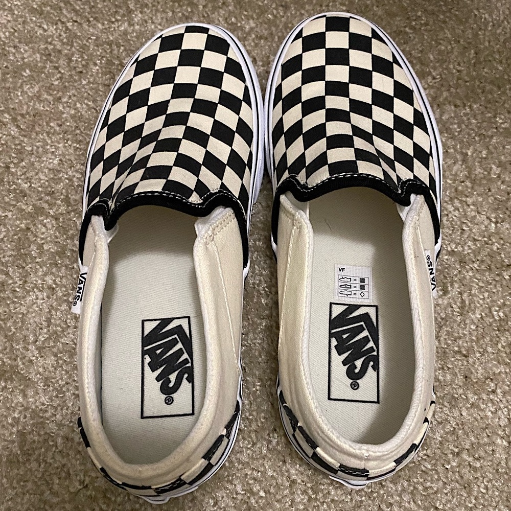 Checkered Vans W6.5
